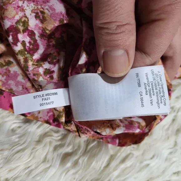 J. Crew Smocked puff-sleeve dress in faded floral - size Large - Picture 9 of 12